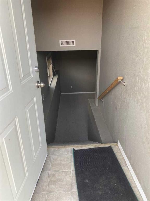 A-467 Blackfoot Manor West, Lethbridge, AB