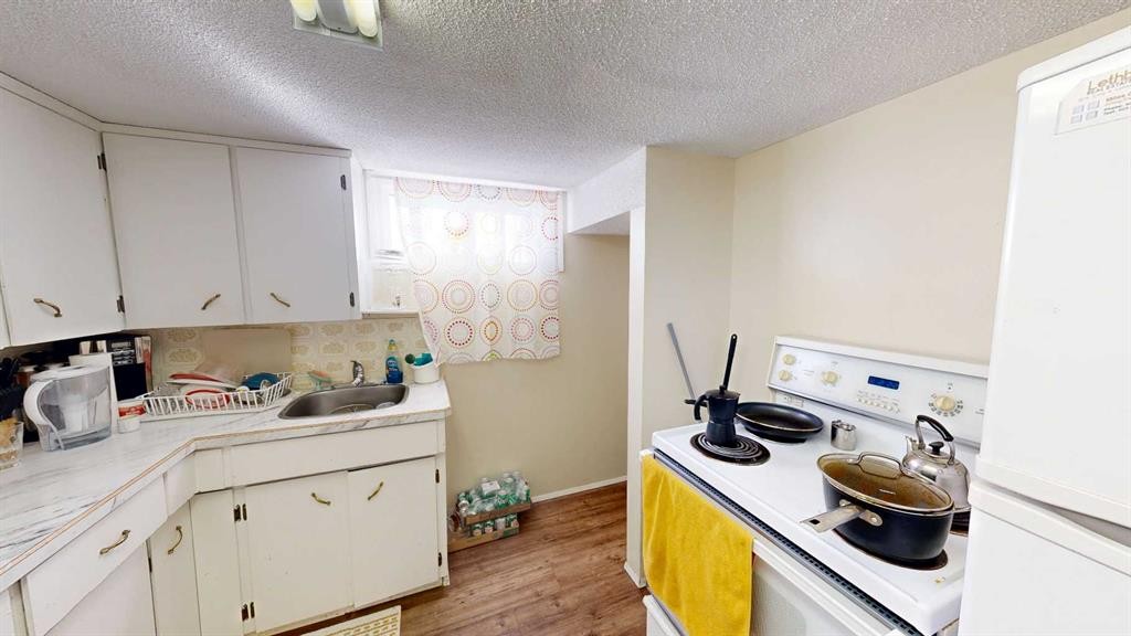 B-1212 7 Avenue South, Lethbridge, AB