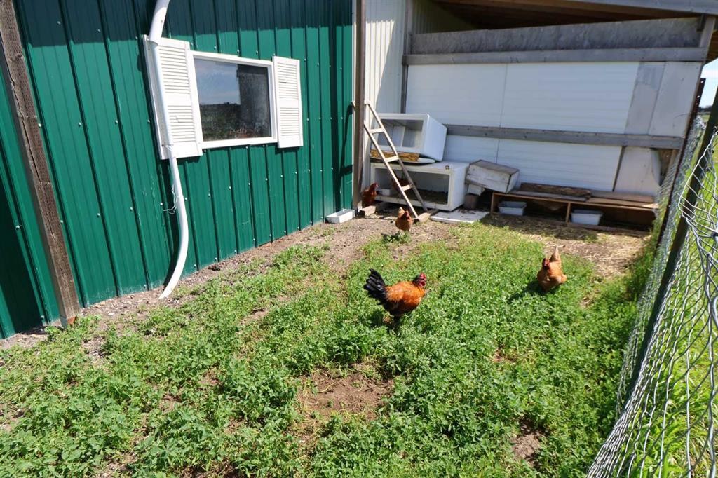 194023A 8 Avenue, Stirling, AB - Outdoor