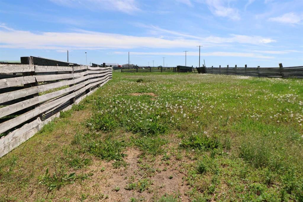 194023A 8 Avenue, Stirling, AB - Outdoor With View