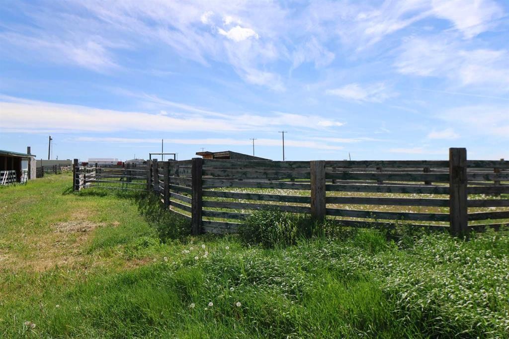 194023A 8 Avenue, Stirling, AB - Outdoor With View