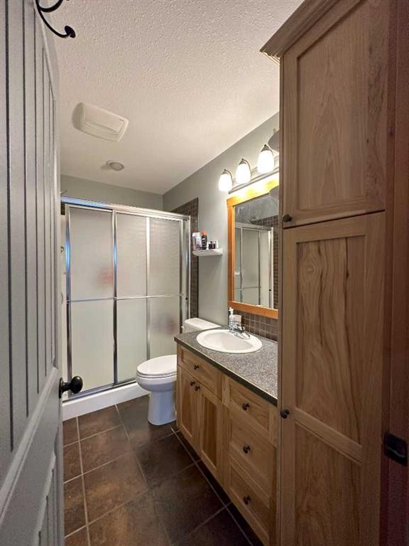 68 Ironstone Dr., Coleman, AB - Indoor Photo Showing Bathroom
