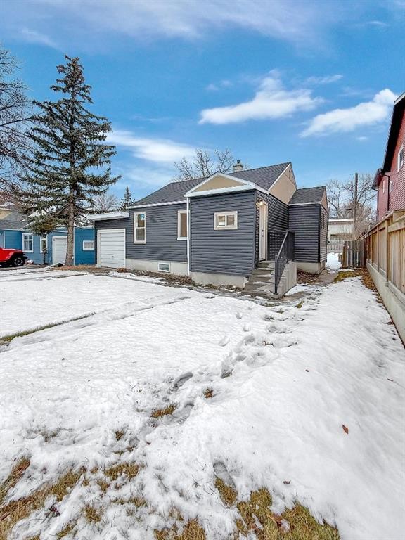1135 12 Street South, Lethbridge, AB - Outdoor