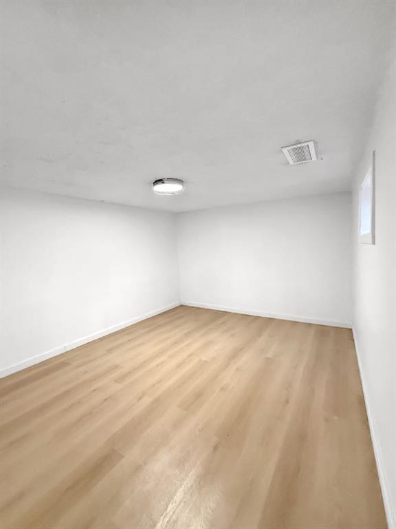 1135 12 Street South, Lethbridge, AB - Indoor Photo Showing Other Room