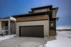 181 Caribou Bend NORTH Lethbridge, AB T1H 7J8