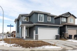 213 Greenwood Road Coalhurst, AB T0L 0V2