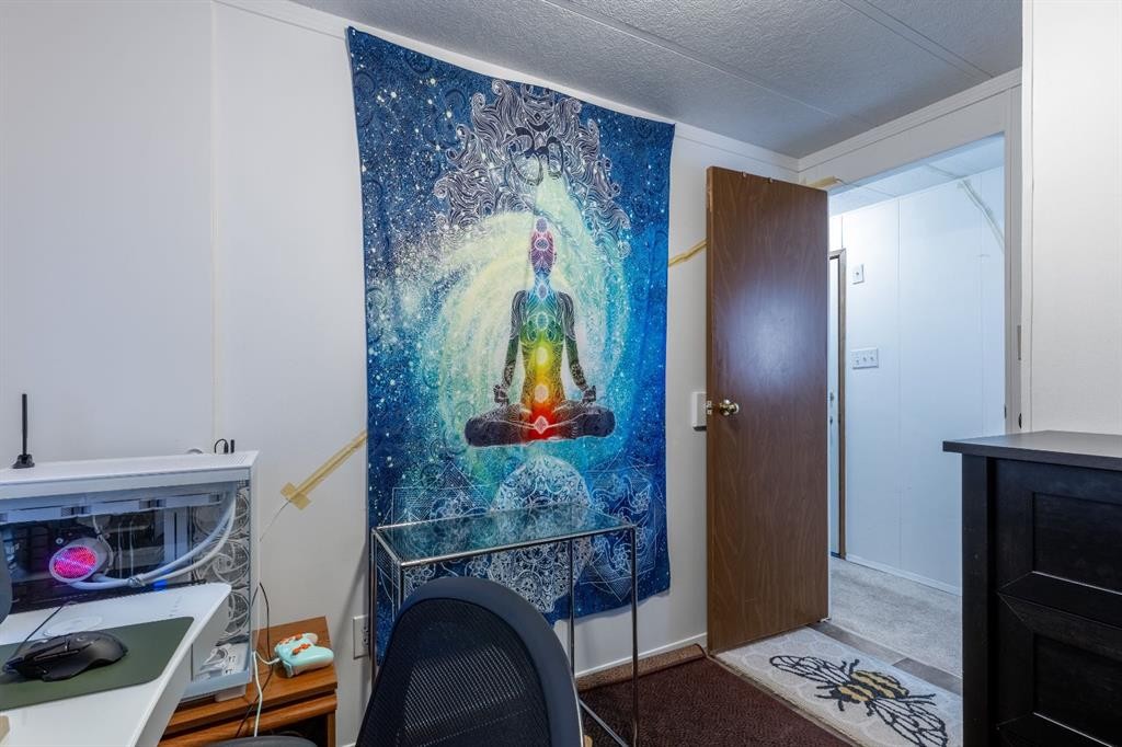 230-2300 13 Street North, Lethbridge, AB