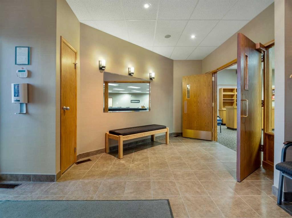 2822 2 Avenue South, Lethbridge, AB