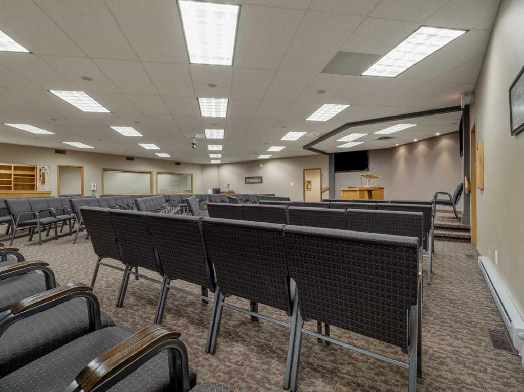 2822 2 Avenue South, Lethbridge, AB