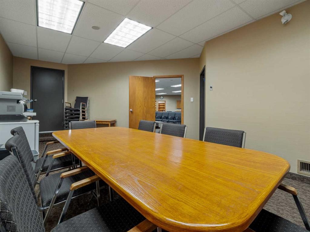 2822 2 Avenue South, Lethbridge, AB