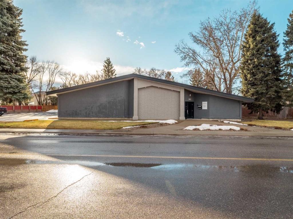2822 2 Avenue South, Lethbridge, AB