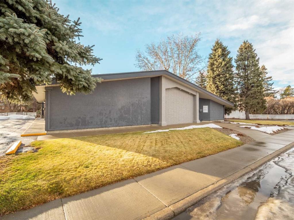 2822 2 Avenue South, Lethbridge, AB