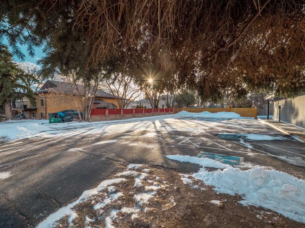 2822 2 Avenue South, Lethbridge, AB