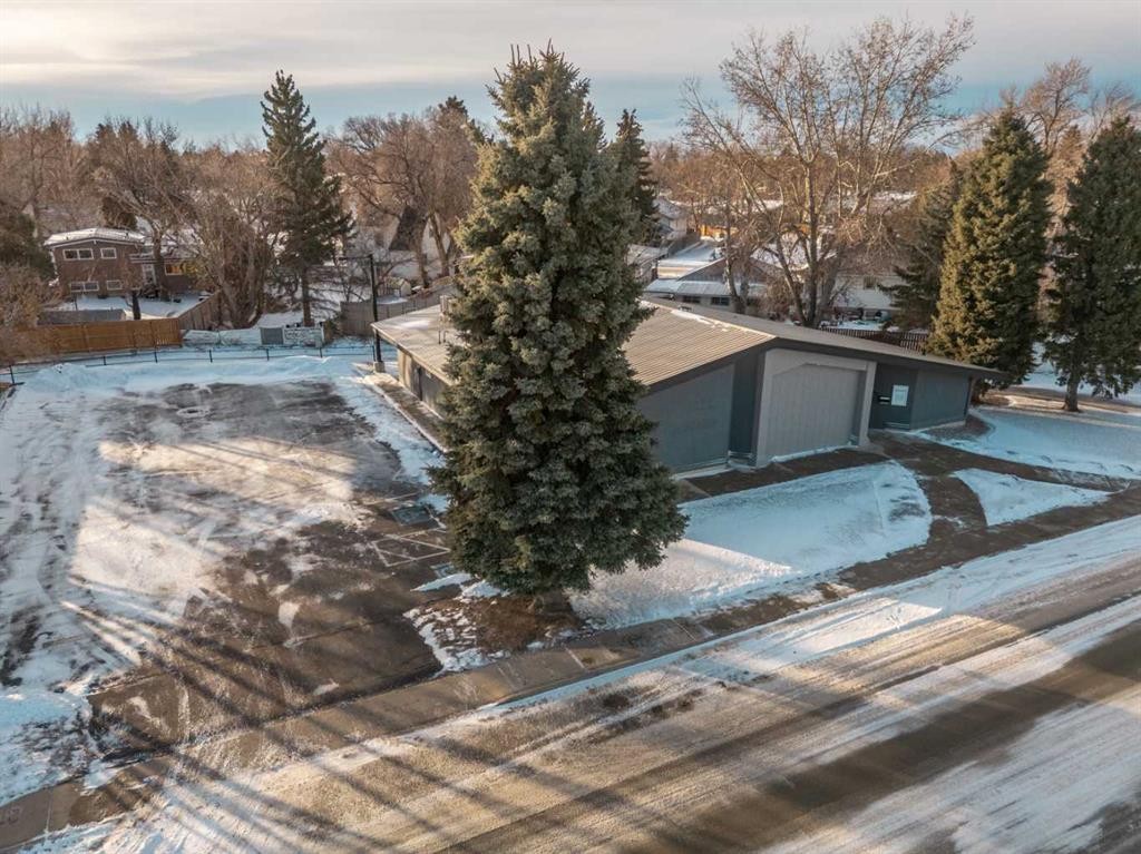 2822 2 Avenue South, Lethbridge, AB