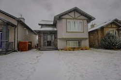 210 Keystone Lane WEST Lethbridge, AB T1J 2R2