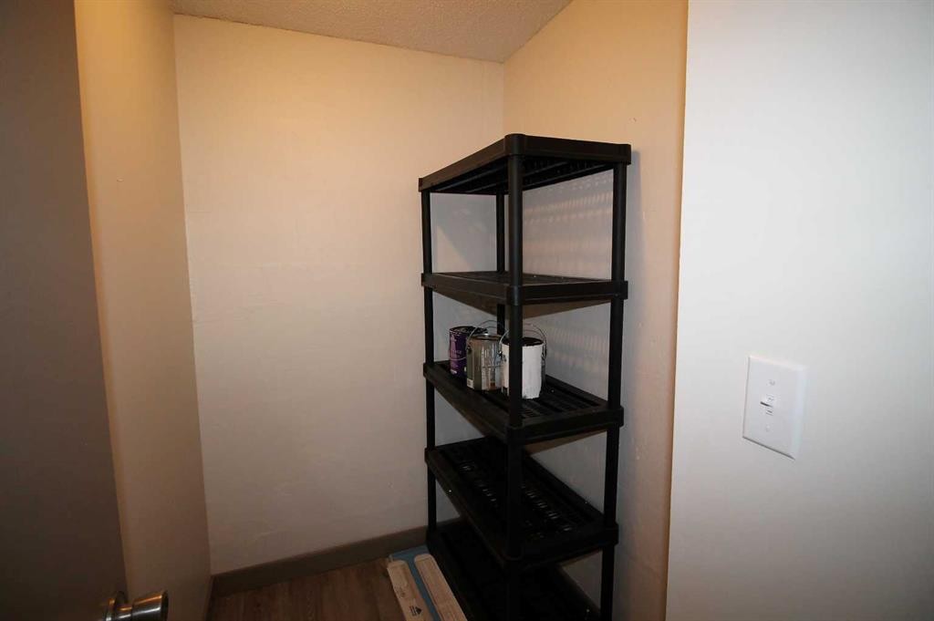 26-3440 23 Avenue South, Lethbridge, AB - Indoor Photo Showing Other Room