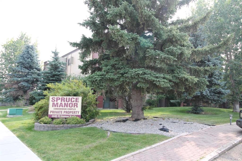 26-3440 23 Avenue South, Lethbridge, AB - Outdoor