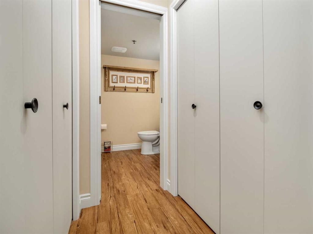 209-20 3 Street South, Lethbridge, AB - Indoor