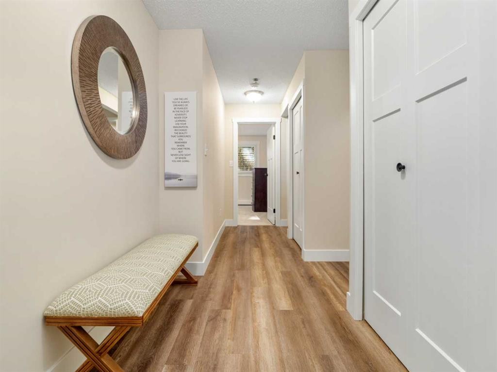 209-20 3 Street South, Lethbridge, AB - Indoor Photo Showing Other Room