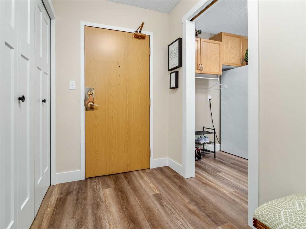 209-20 3 Street South, Lethbridge, AB - Indoor Photo Showing Other Room