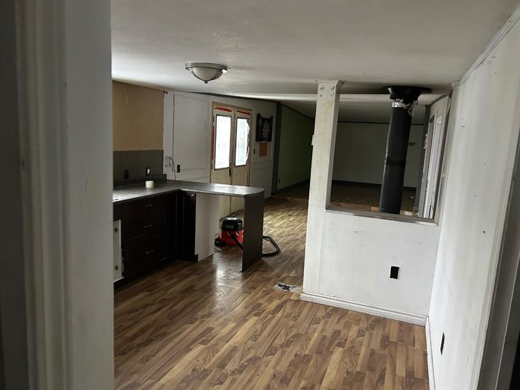 338 2 Avenue, Stirling, AB - Indoor Photo Showing Other Room