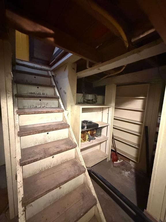 513 19 Street North, Lethbridge, AB - Indoor Photo Showing Other Room