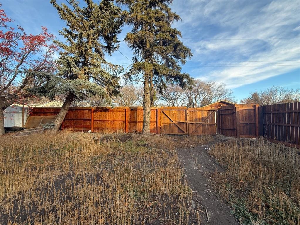 513 19 Street North, Lethbridge, AB - Outdoor