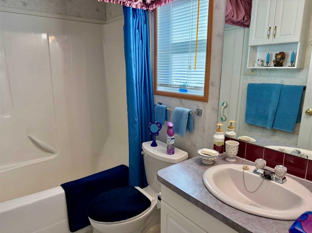 #41 801 232 Street East, Hillcrest, AB