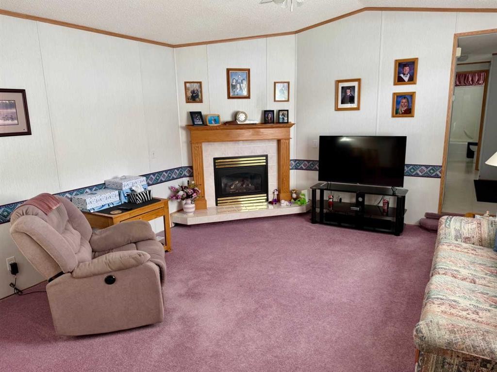 #41 801 232 Street East, Hillcrest, AB