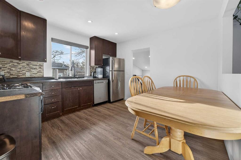 1305 20 Avenue, Coaldale, AB - Indoor