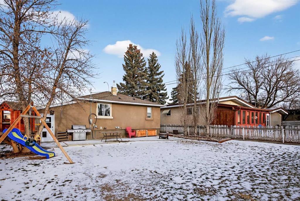 1305 20 Avenue, Coaldale, AB - Outdoor