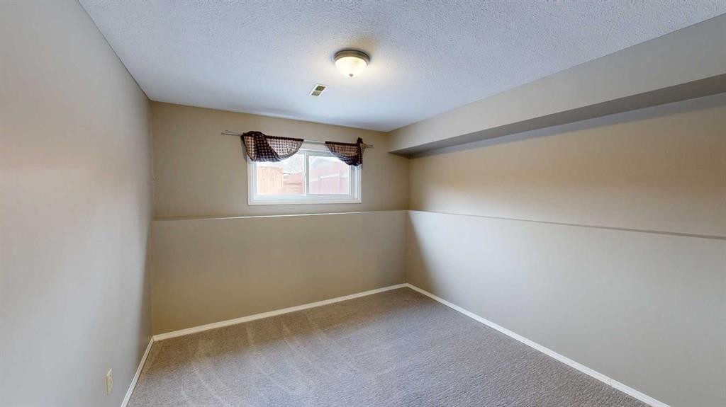 1907 6A Avenue North, Lethbridge, AB