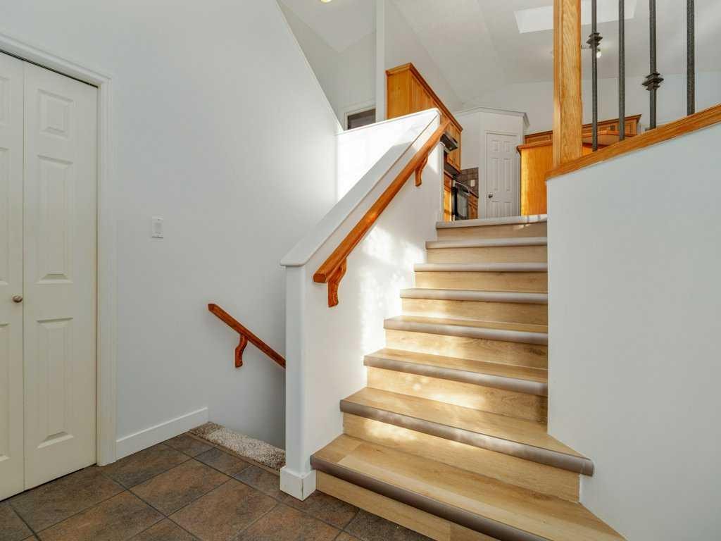 468 Heritage Boulevard West, Lethbridge, AB - Indoor Photo Showing Other Room