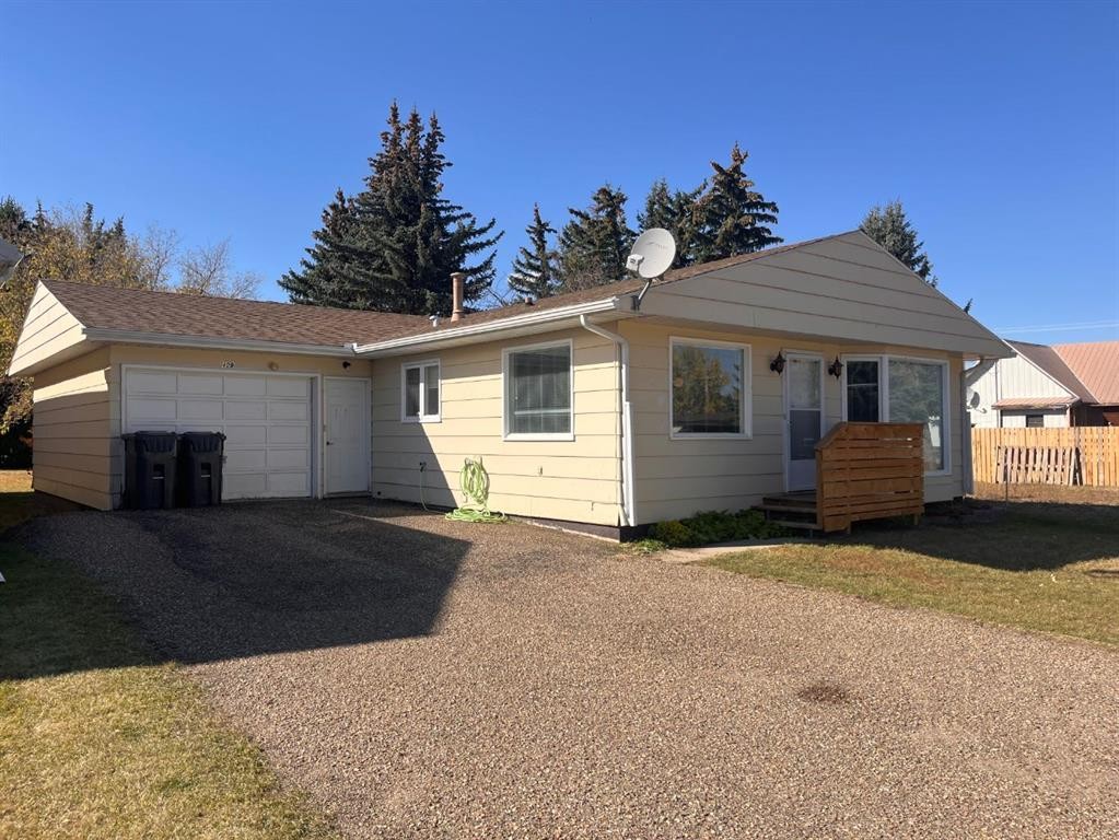 409 Main Street, Milk River, AB - Outdoor