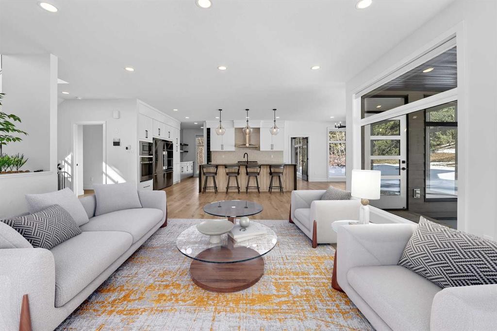 70 Kananaskis Drive, Coleman, AB - Indoor Photo Showing Living Room
