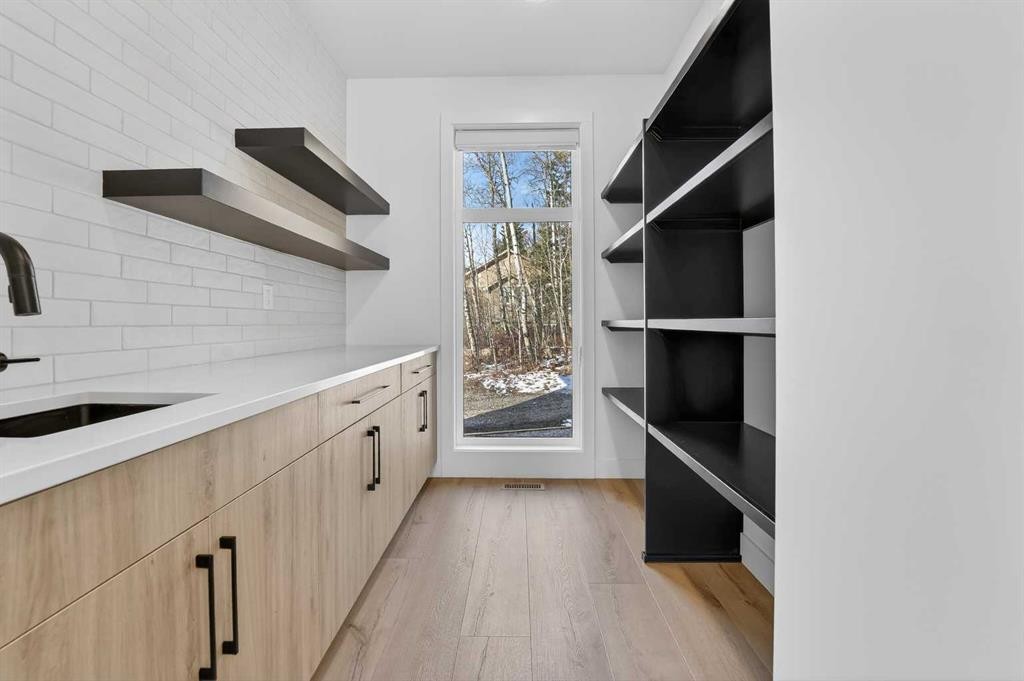 70 Kananaskis Drive, Coleman, AB - Indoor Photo Showing Other Room