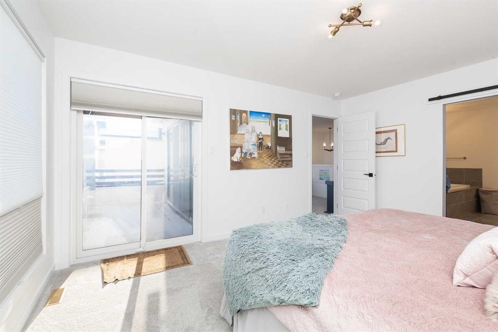 308 Grassland Boulevard West, Lethbridge, AB - Indoor Photo Showing Bedroom