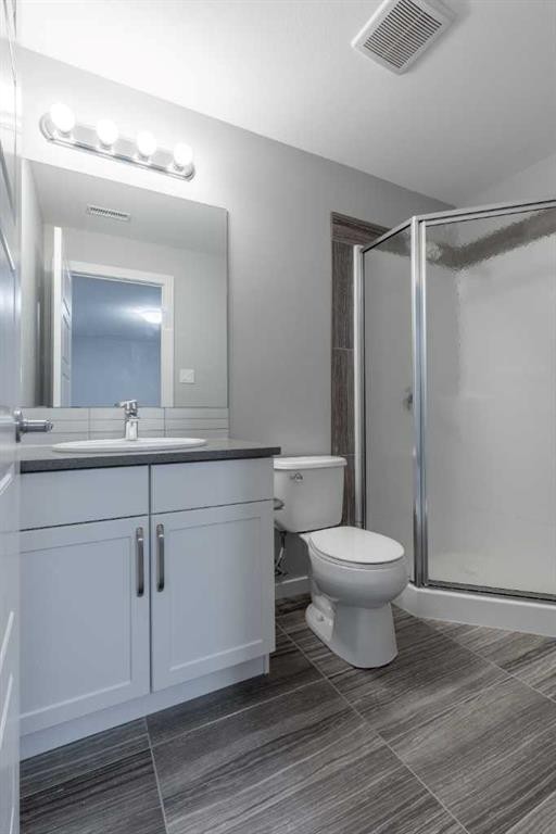 4-1202 Keystone Road West, Lethbridge, AB - Indoor Photo Showing Bathroom