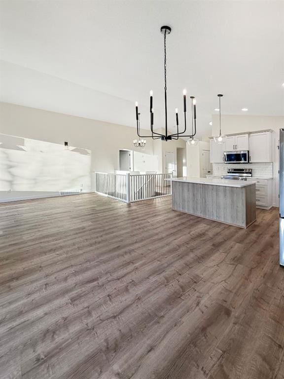 12 Northlander Way West, Lethbridge, AB - Indoor Photo Showing Kitchen