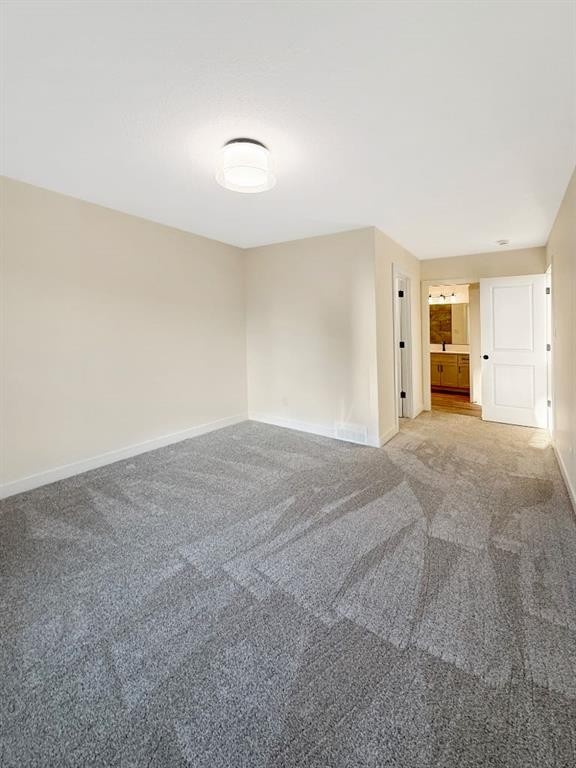 12 Northlander Way West, Lethbridge, AB - Indoor Photo Showing Other Room