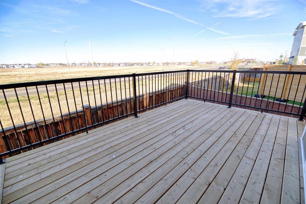 375 Skeena Crescent West, Lethbridge, AB - Outdoor