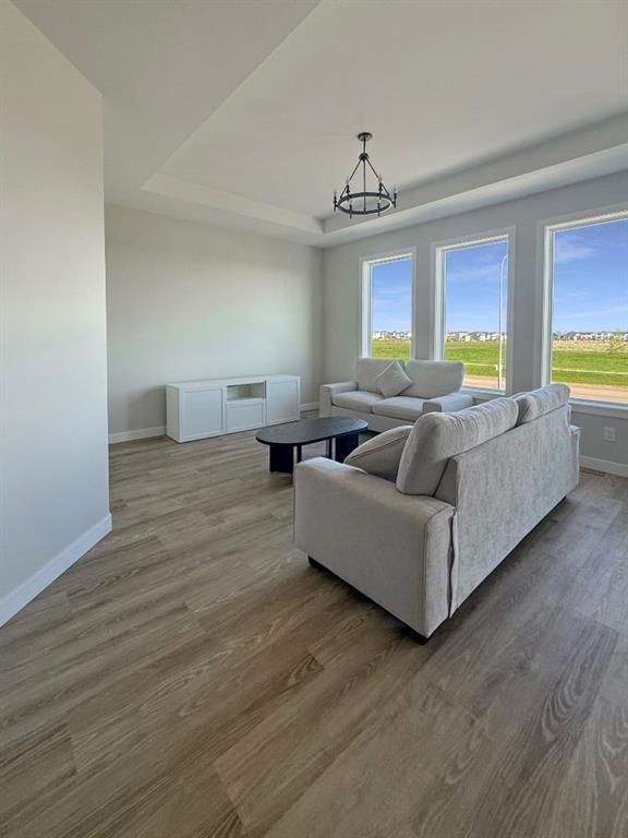 375 Skeena Crescent West, Lethbridge, AB - Indoor Photo Showing Living Room