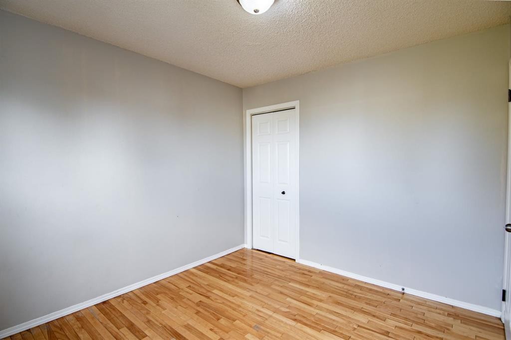 604 Terrace Park, Red Deer, AB - Indoor Photo Showing Other Room