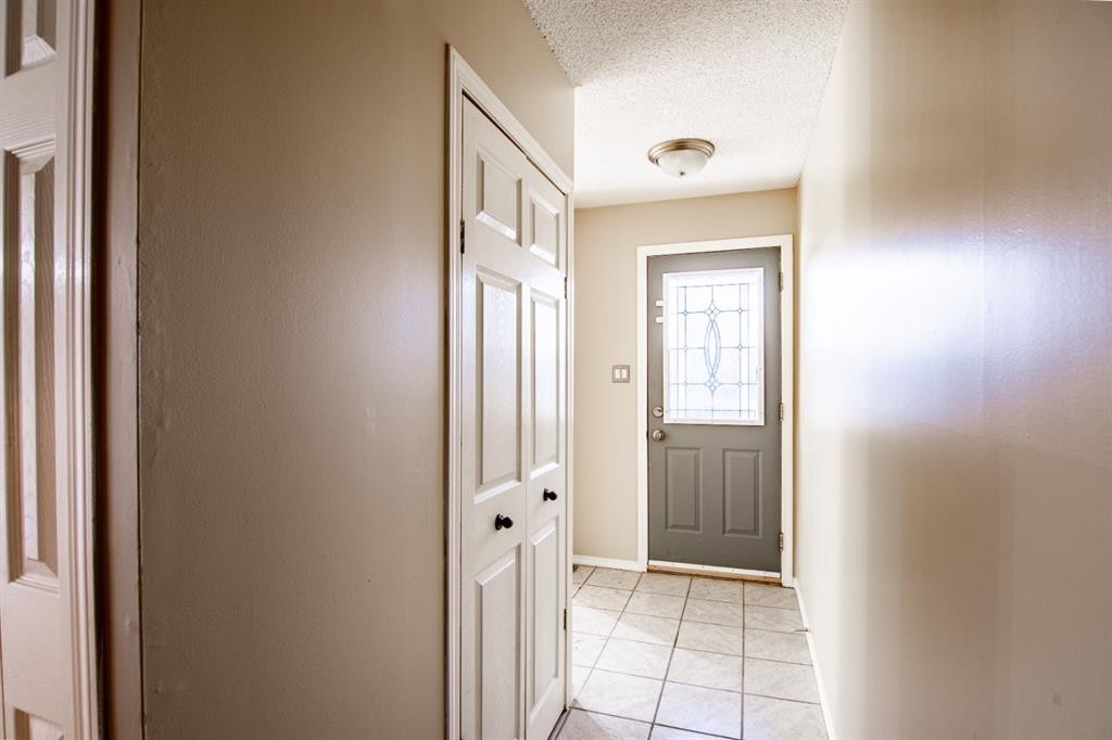 604 Terrace Park, Red Deer, AB - Indoor Photo Showing Other Room