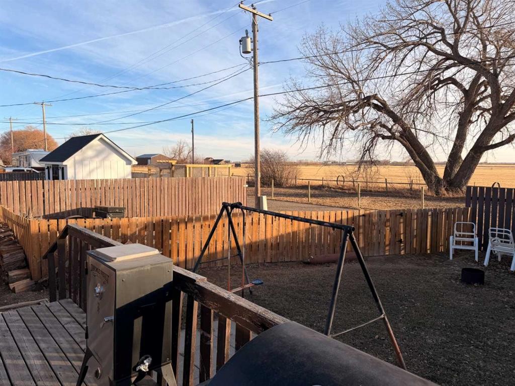 5214 38 Avenue, Taber, AB - Outdoor With Deck Patio Veranda