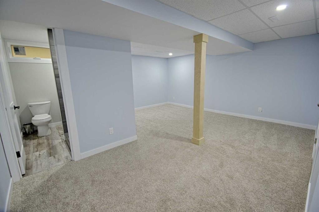 5818 53 Street, Taber, AB - Indoor