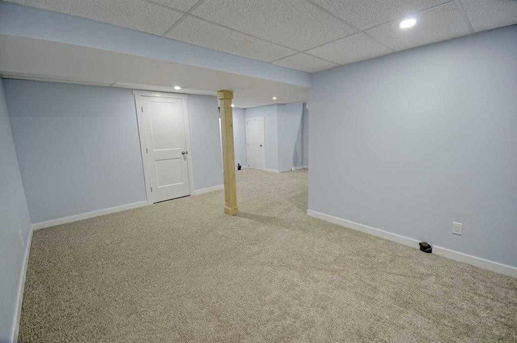 5818 53 Street, Taber, AB - Indoor