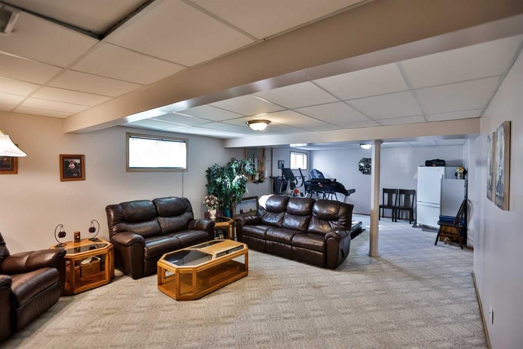 105 Aspen Way, Vulcan, AB - Indoor Photo Showing Basement