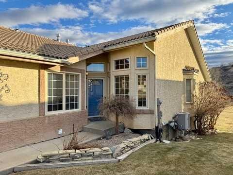 211 Canyon Boulevard West, Lethbridge, AB - Outdoor