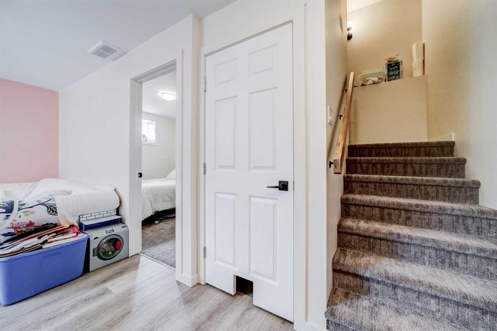 75 Blackwolf Pass North, Lethbridge, AB - Indoor Photo Showing Other Room